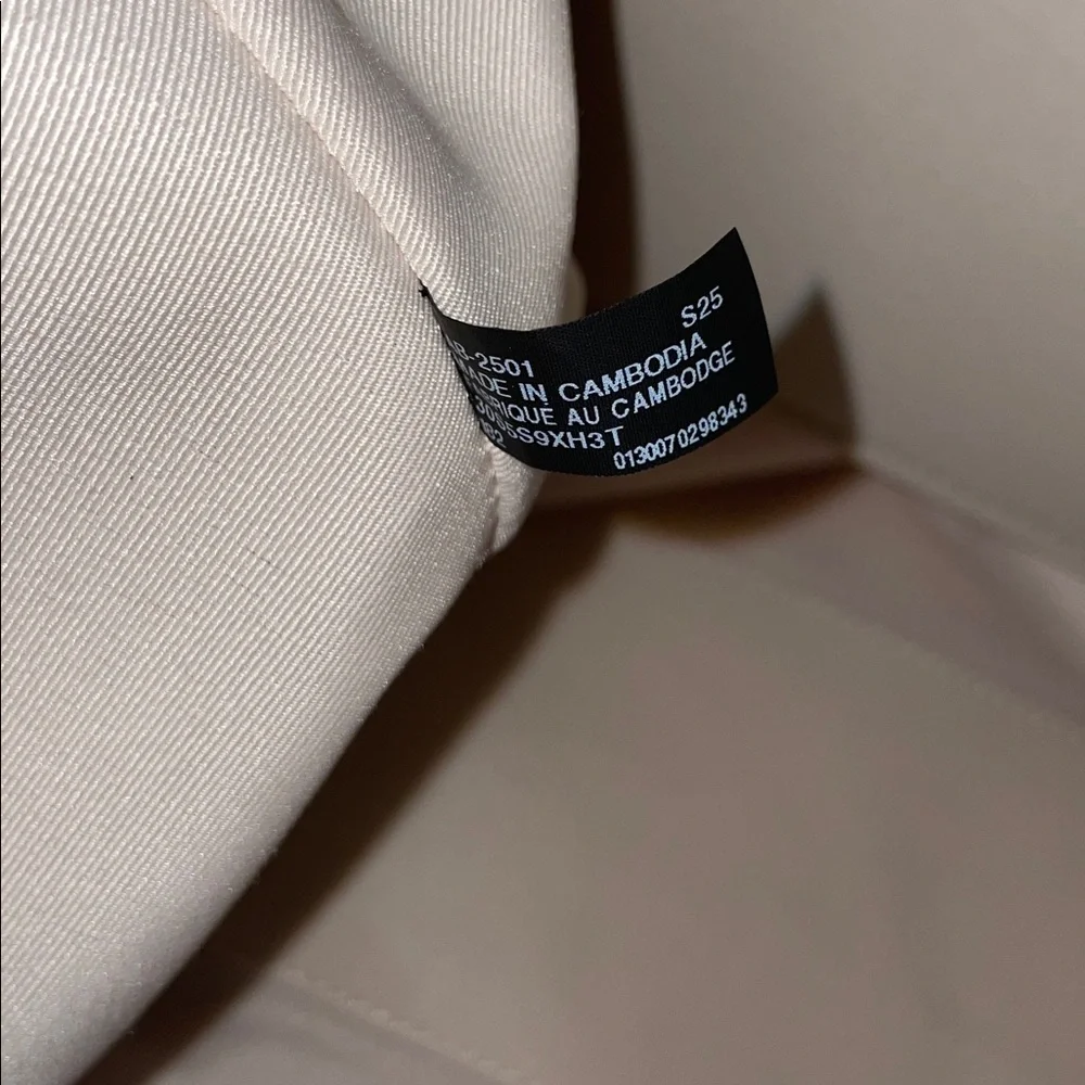 Michael Kors ‘Addie’ Large Leather Shoulder Bag - Picture 14 of 16